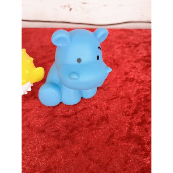 Set Of 3 Vinyl Animal Bath Toys Featuring Flounder Fish Yellow Pufferfish & Blue - Picture 5 of 5